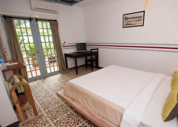 Original cottages Srey